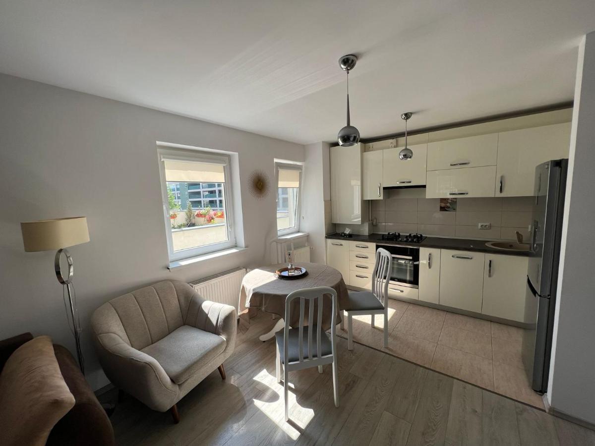 Kronstader Apartaments Braşov Esterno foto