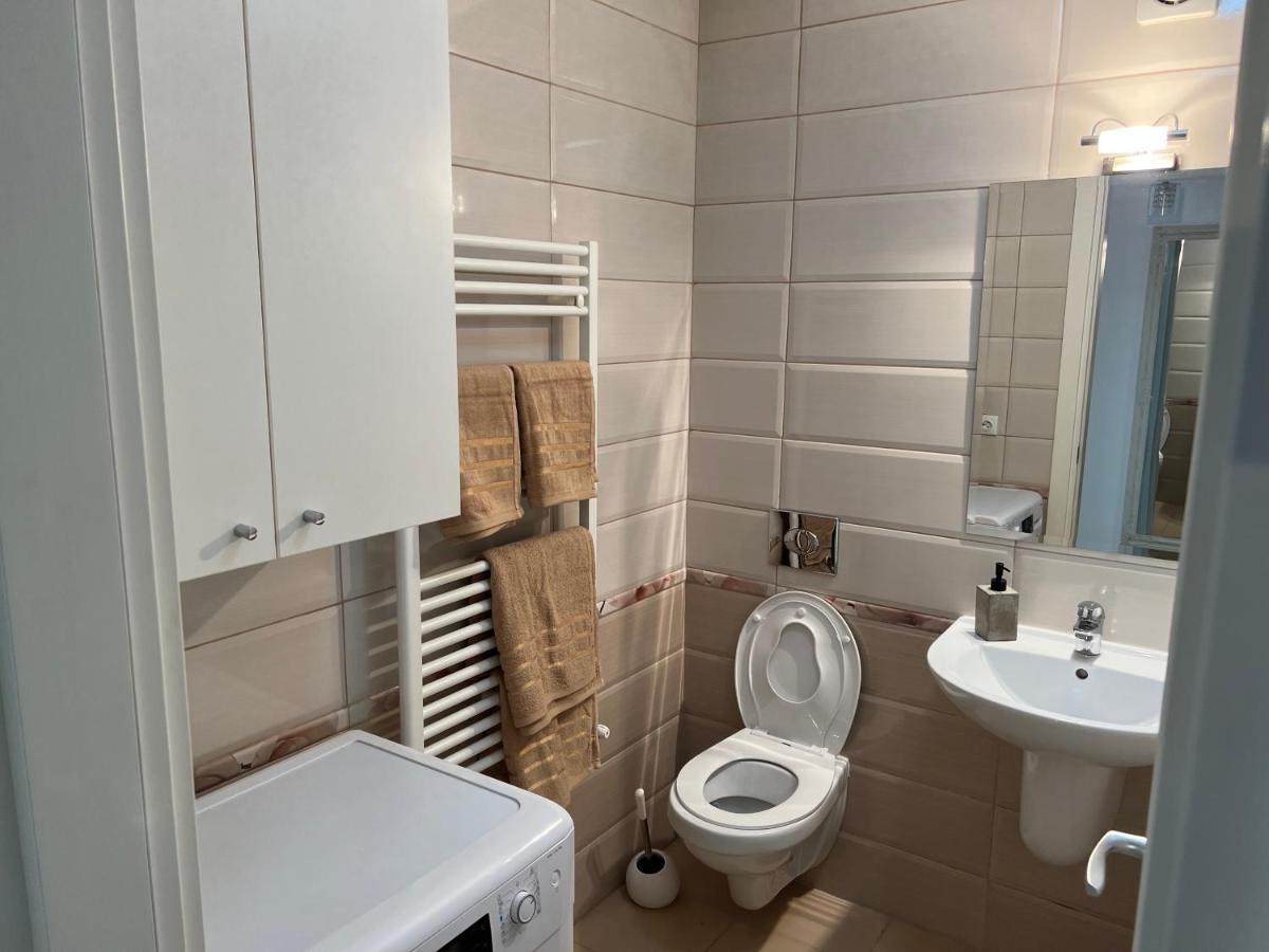 Kronstader Apartaments Braşov Esterno foto