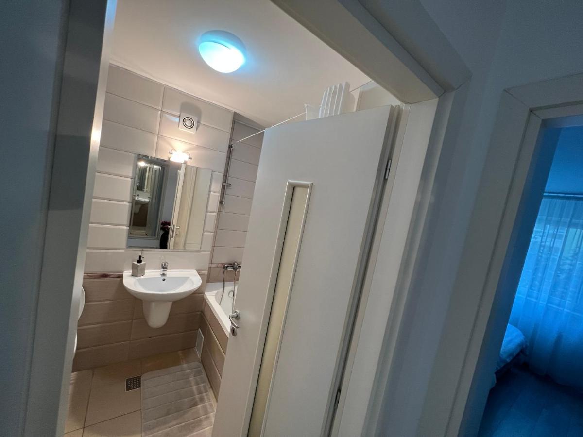 Kronstader Apartaments Braşov Esterno foto
